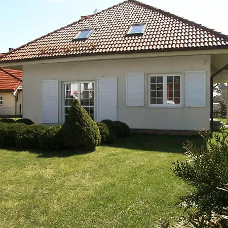 Maly Dworek By Interhome * Leba