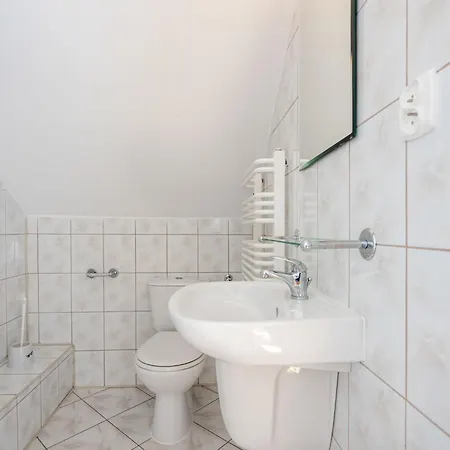 Maly Dworek By Interhome Leba