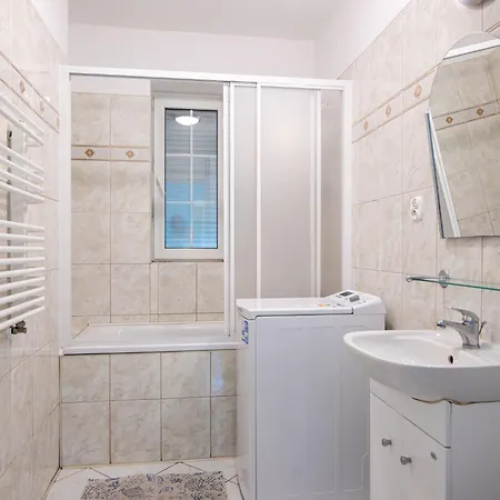 Maly Dworek By Interhome * Leba