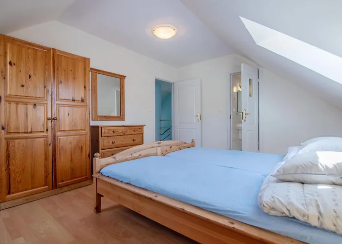 Maly Dworek By Interhome 度假居 莱鲍